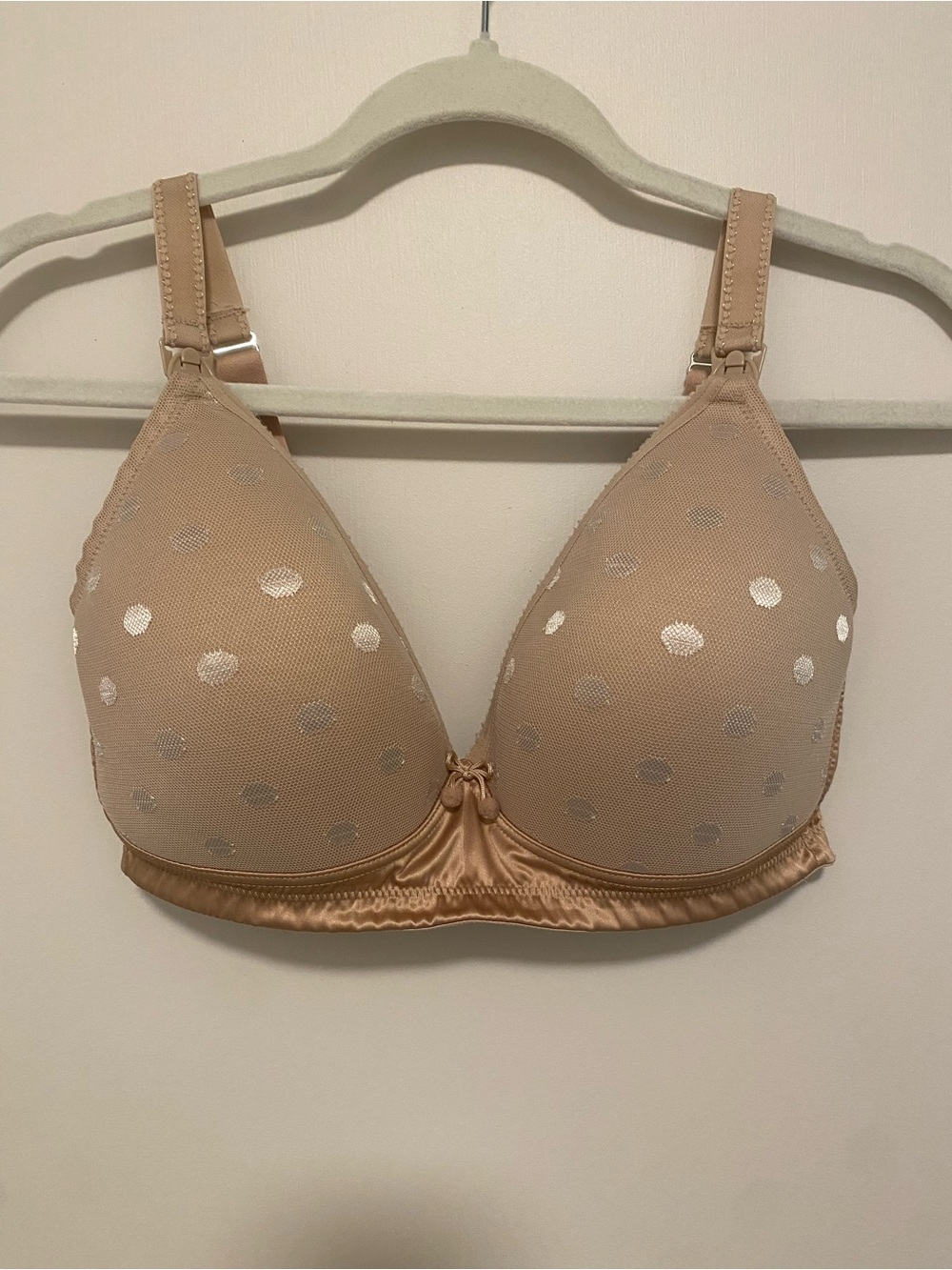 Cake Maternity Bra Mousse Plunge Wireless Beige Nursing 34E